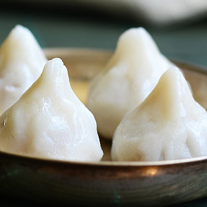 moong-dal-kolakattai-recipe moong-dal-kolakattai-recipe